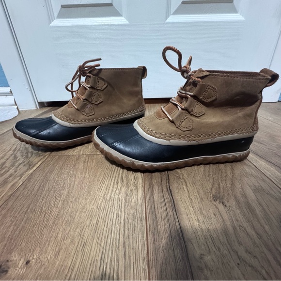 Sorel Out 'N About boot - Picture 3 of 9